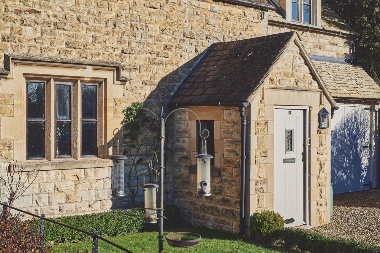 Andoversford Large Stylish Luxury Cotswold Cottage - Ideal For Families, W/ Ev Charging מראה חיצוני תמונה