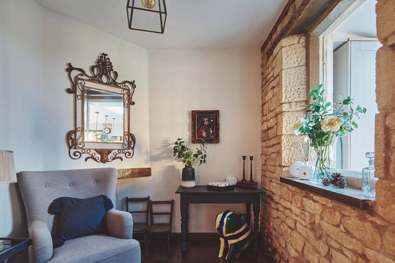 Andoversford Large Stylish Luxury Cotswold Cottage - Ideal For Families, W/ Ev Charging מראה חיצוני תמונה