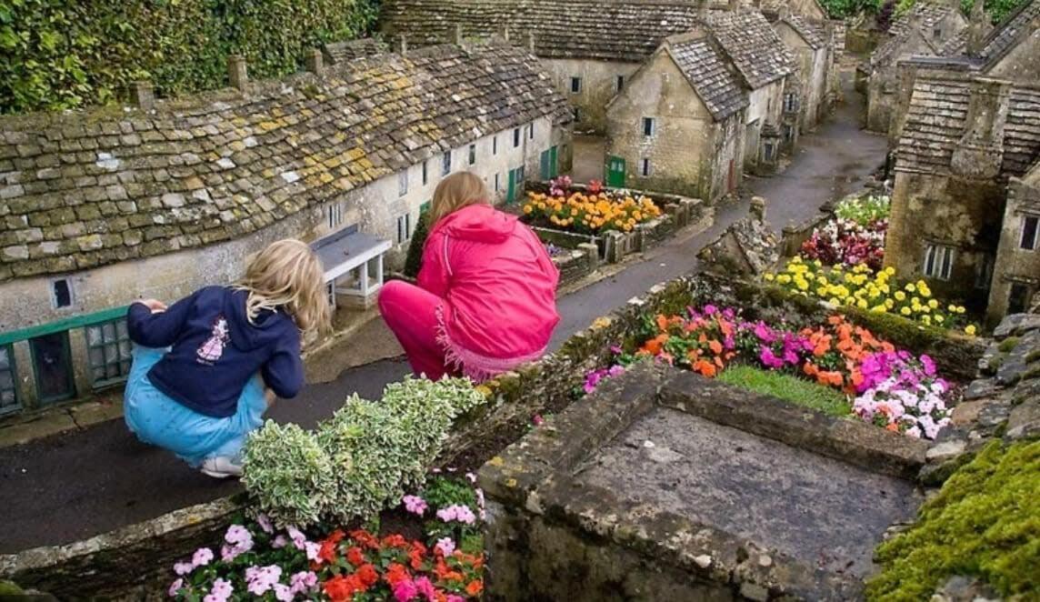 Andoversford Large Stylish Luxury Cotswold Cottage - Ideal For Families, W/ Ev Charging מראה חיצוני תמונה