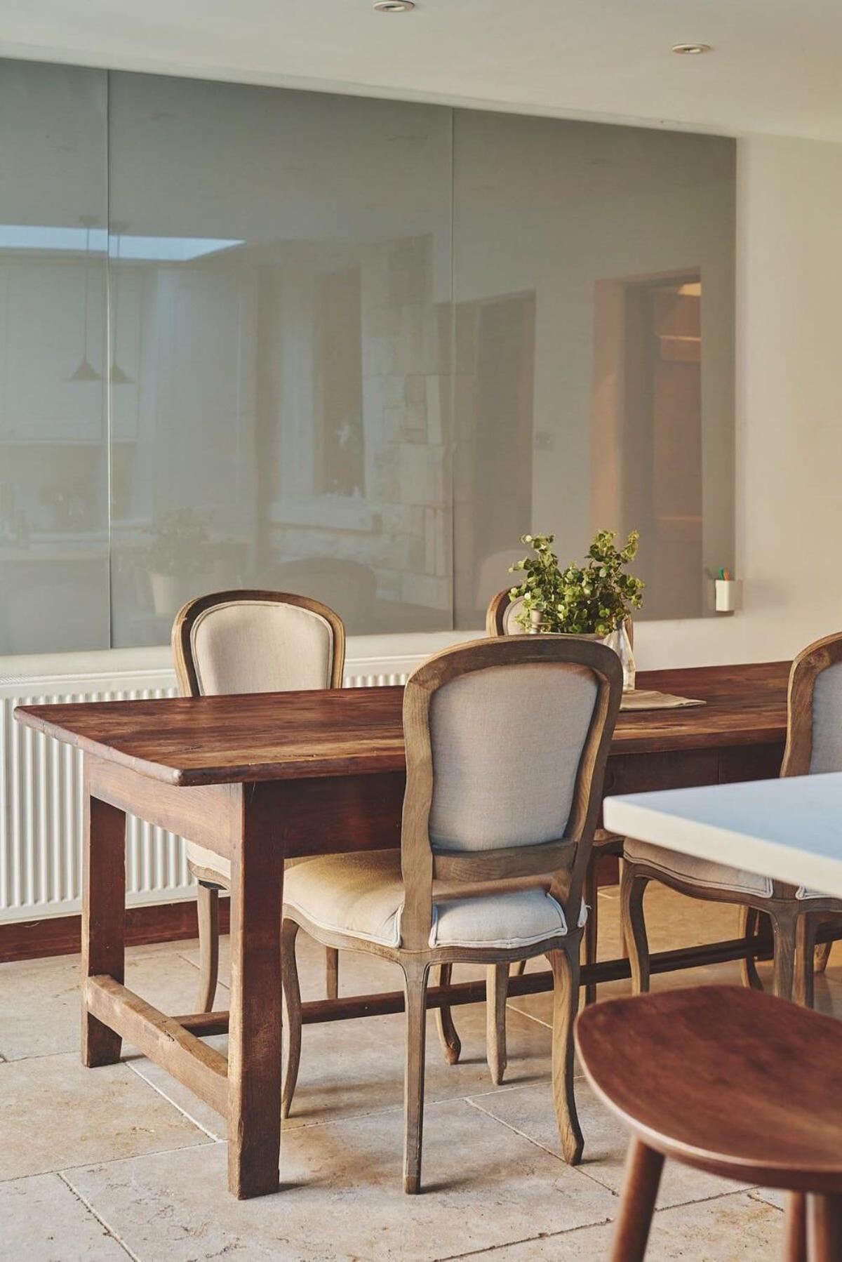 Andoversford Large Stylish Luxury Cotswold Cottage - Ideal For Families, W/ Ev Charging מראה חיצוני תמונה