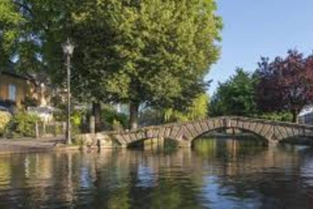 Andoversford Large Stylish Luxury Cotswold Cottage - Ideal For Families, W/ Ev Charging מראה חיצוני תמונה